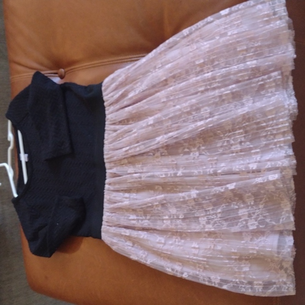 Princess 👑 Party  Dresses 👗 - Picture 4 of 5